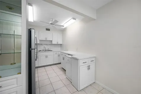 8533 110th Street Seminole FL 33772