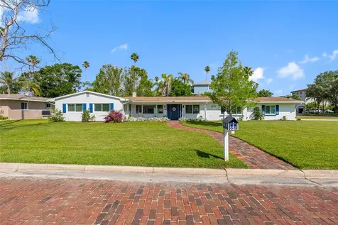 1794 Santa Barbara Drive Dunedin FL 34698