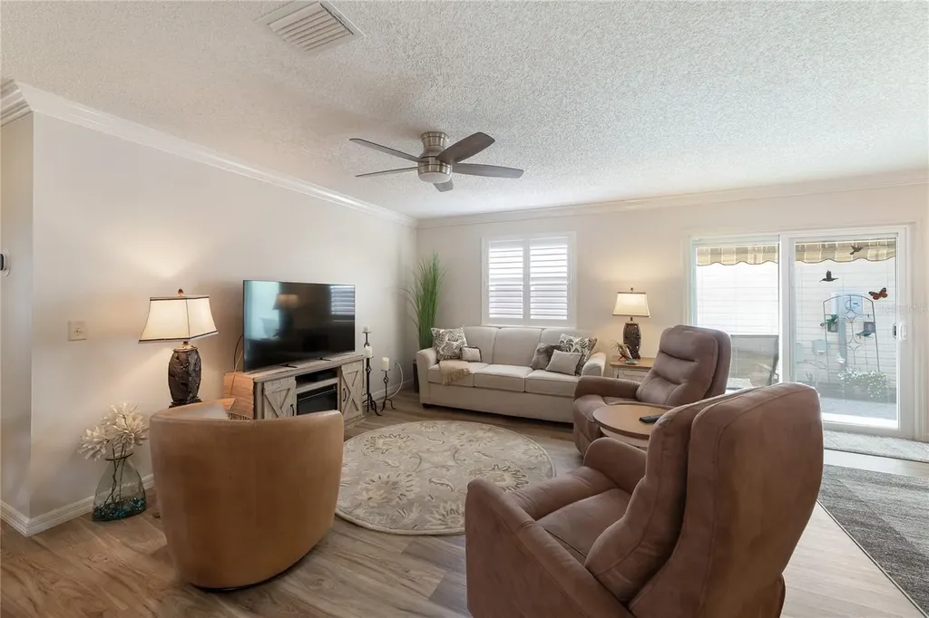 2427 Southern Oak Street The Villages FL 32162
