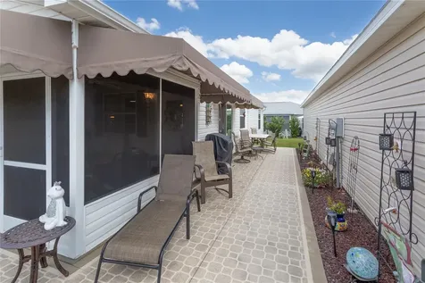 2427 Southern Oak Street The Villages FL 32162