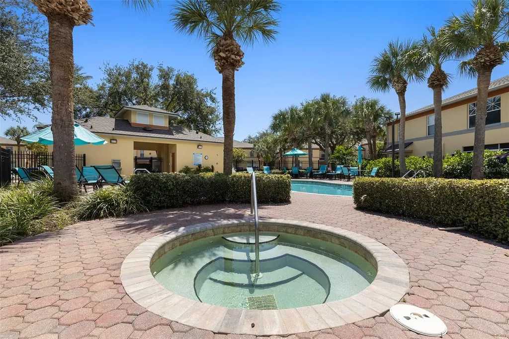 3852 Mandalay Drive St Petersburg FL 33705