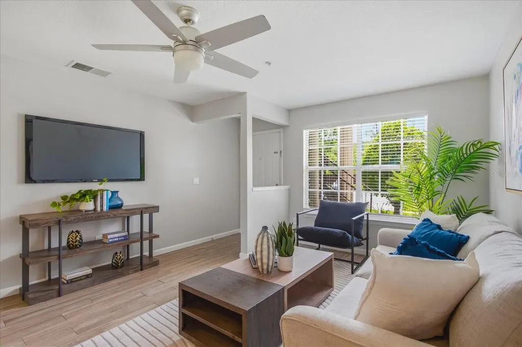 176 Reserve Circle Oviedo FL 32765