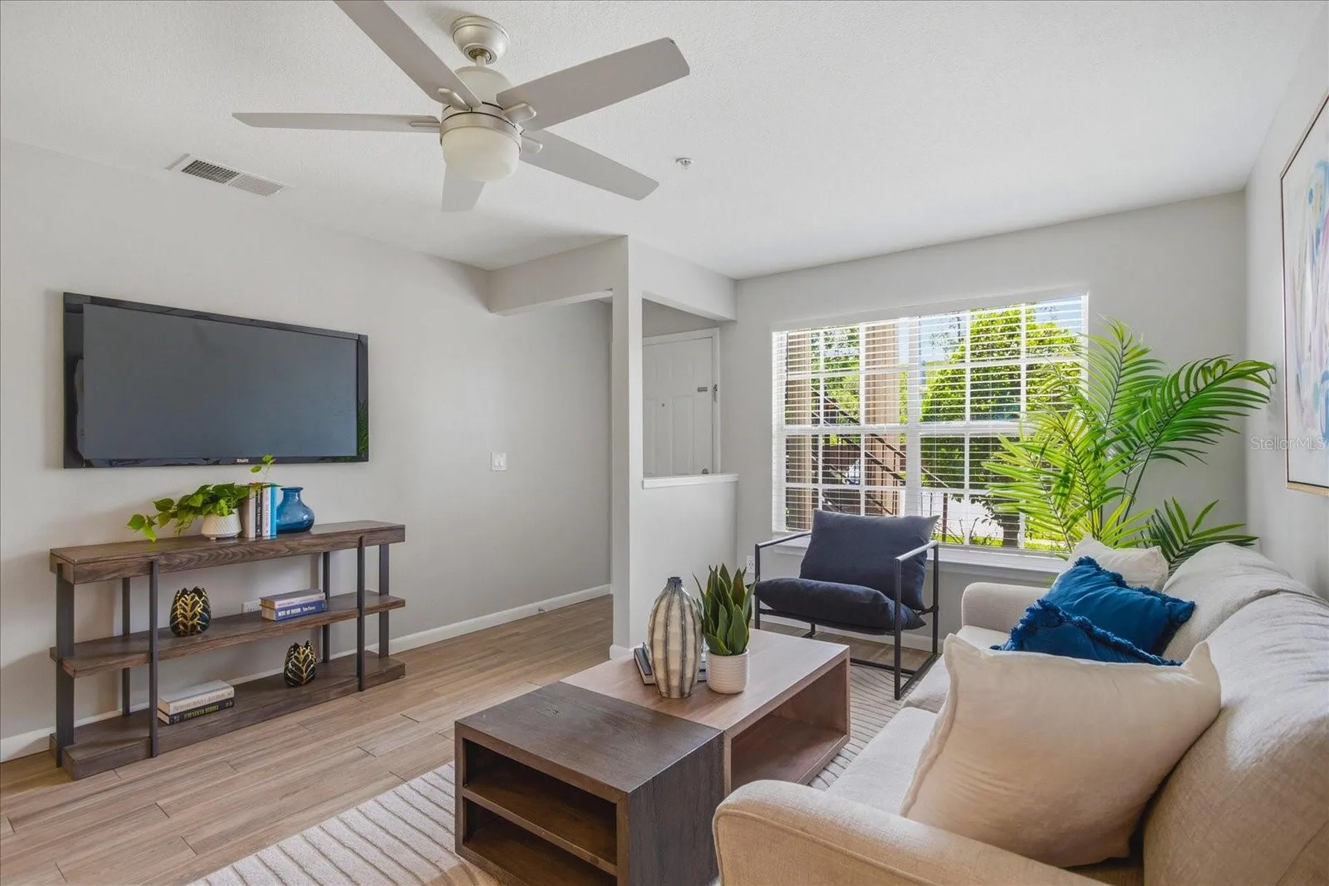 176 Reserve Circle Oviedo FL 32765