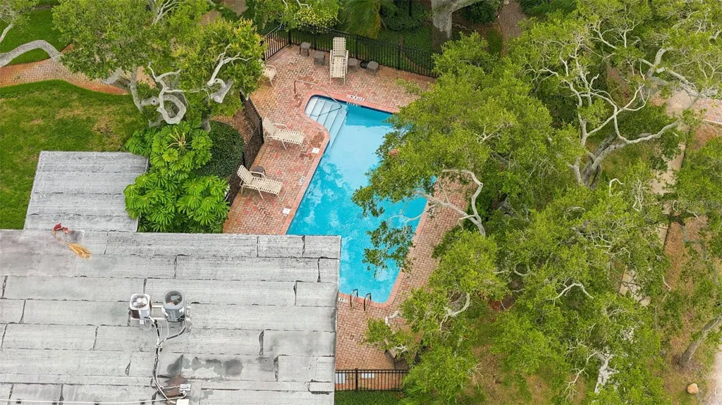 1101 Victoria Drive Dunedin FL 34698