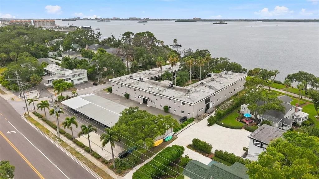 1101 Victoria Drive Dunedin FL 34698