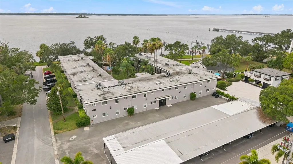 1101 Victoria Drive Dunedin FL 34698