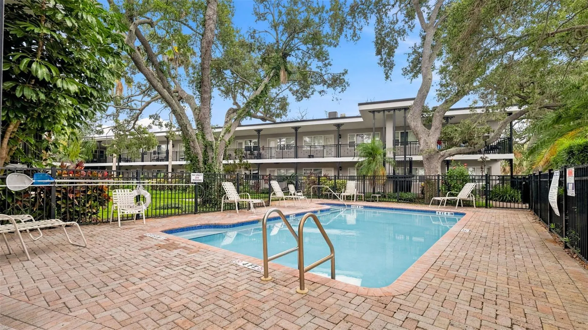 1101 Victoria Drive Dunedin FL 34698