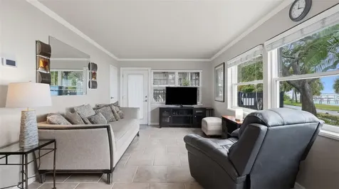1101 Victoria Drive Dunedin FL 34698
