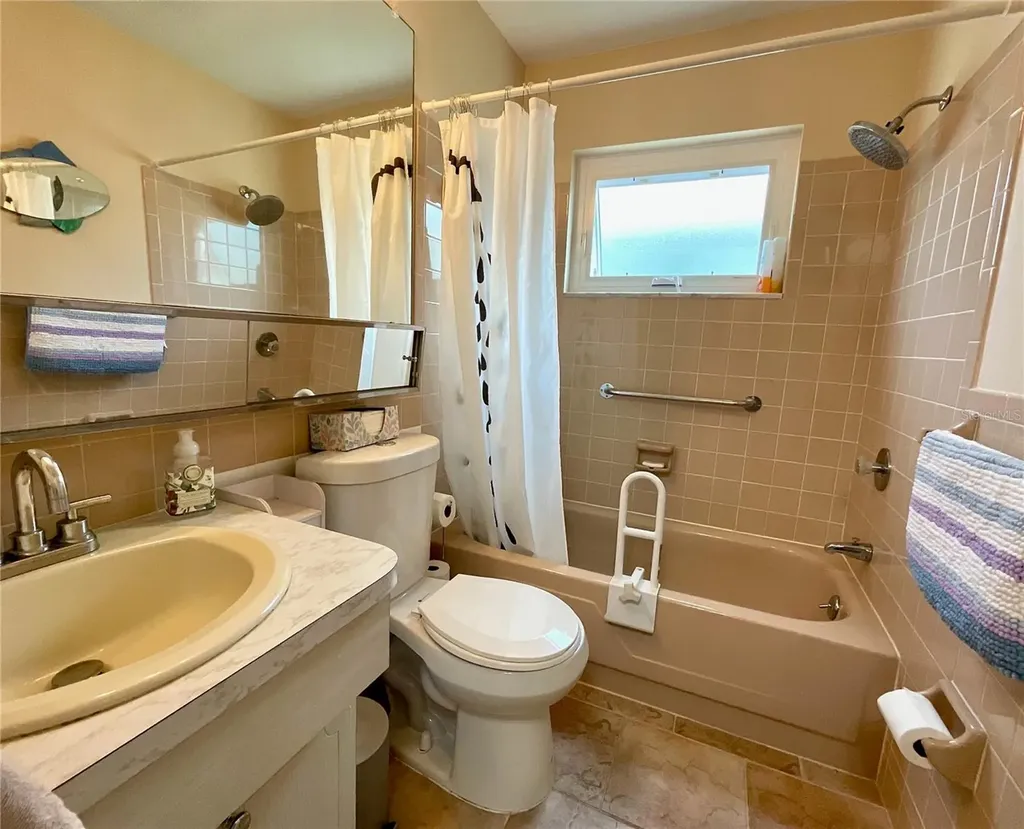 10035 Mainlands Boulevard N Pinellas Park FL 33782