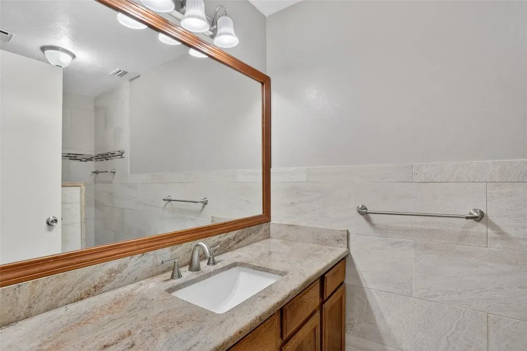 7636 Dundas Drive Orlando FL 32818