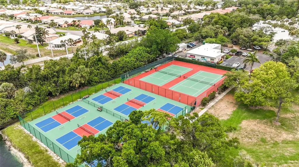 434 Palm Tree Drive Bradenton FL 34210
