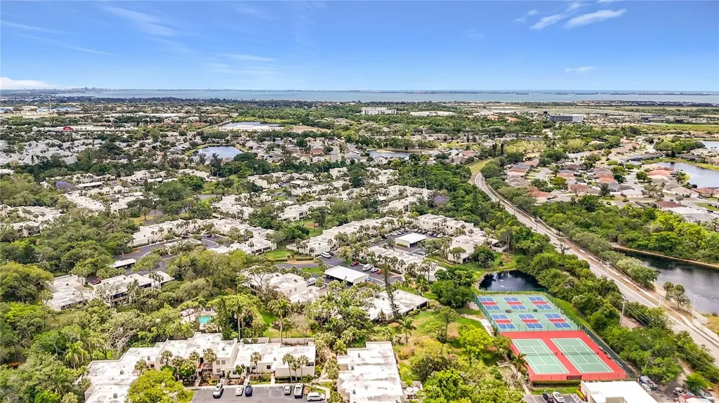 434 Palm Tree Drive Bradenton FL 34210