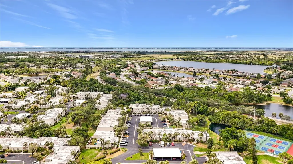 434 Palm Tree Drive Bradenton FL 34210
