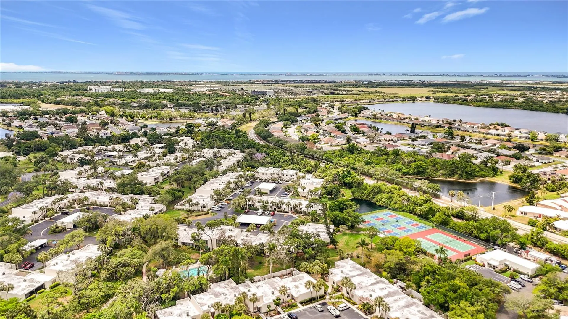 434 Palm Tree Drive Bradenton FL 34210