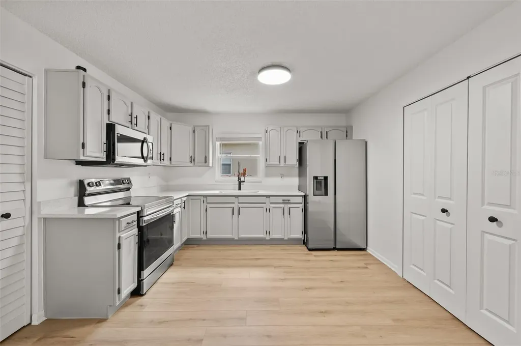 3761 21st Avenue S St Petersburg FL 33711