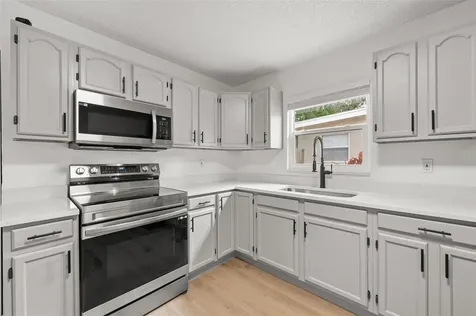 3761 21st Avenue S St Petersburg FL 33711