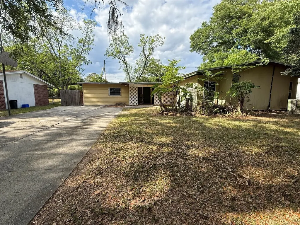 1610 NE 19th Place Gainesville FL 32609