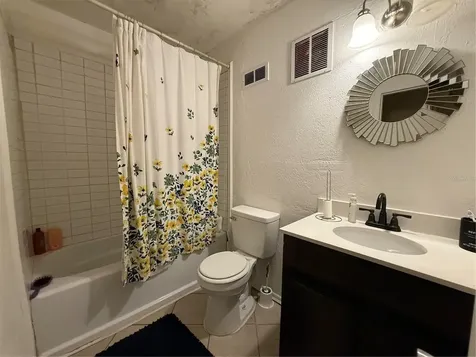 1610 NE 19th Place Gainesville FL 32609
