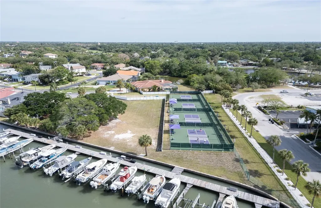 5940 30th Avenue S Gulfport FL 33707