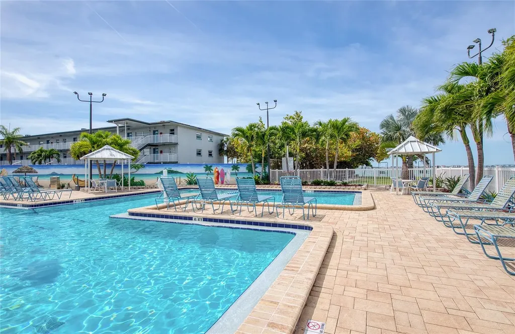 5940 30th Avenue S Gulfport FL 33707