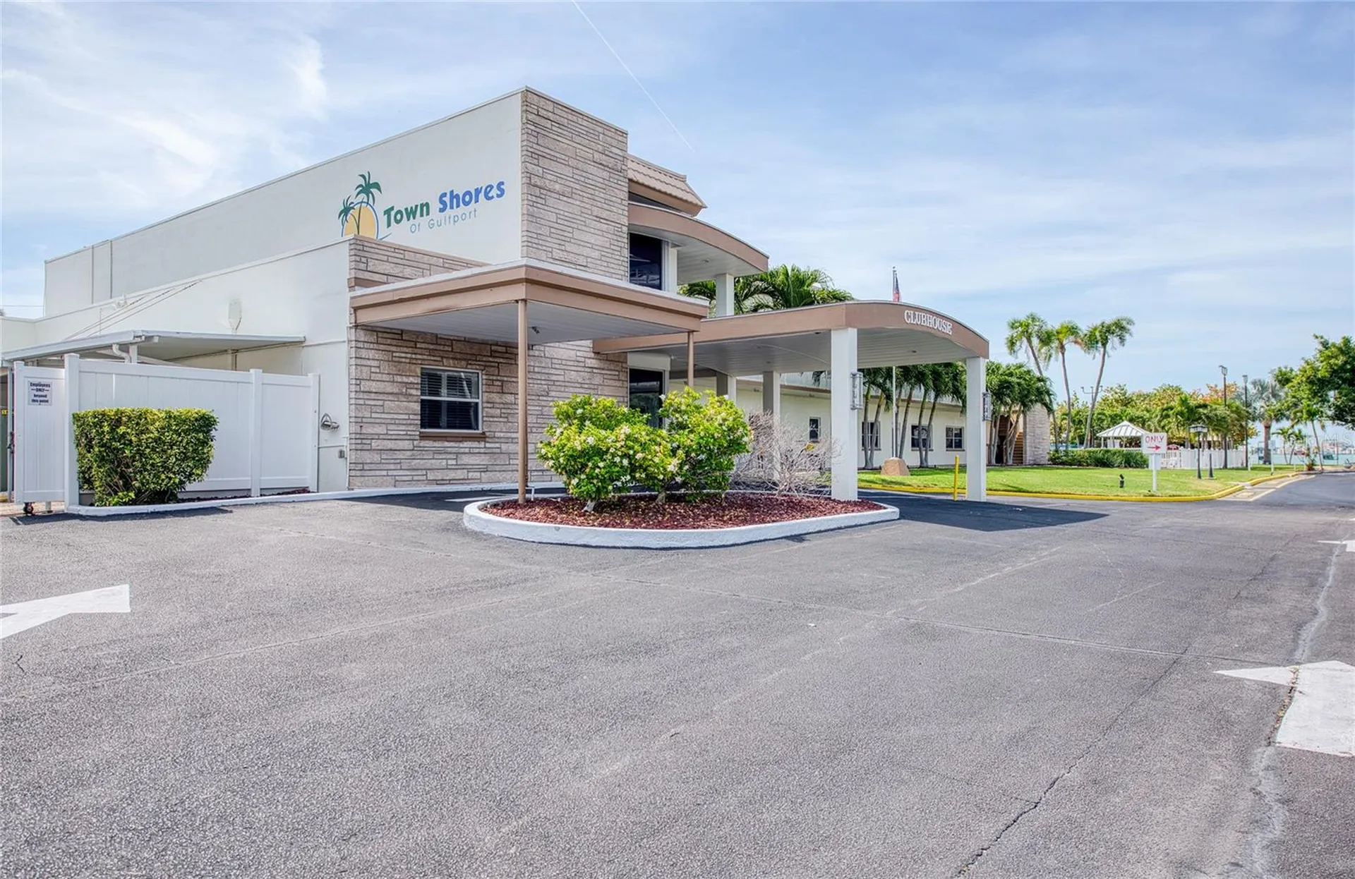 5940 30th Avenue S Gulfport FL 33707