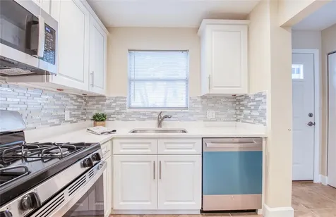 5940 30th Avenue S Gulfport FL 33707