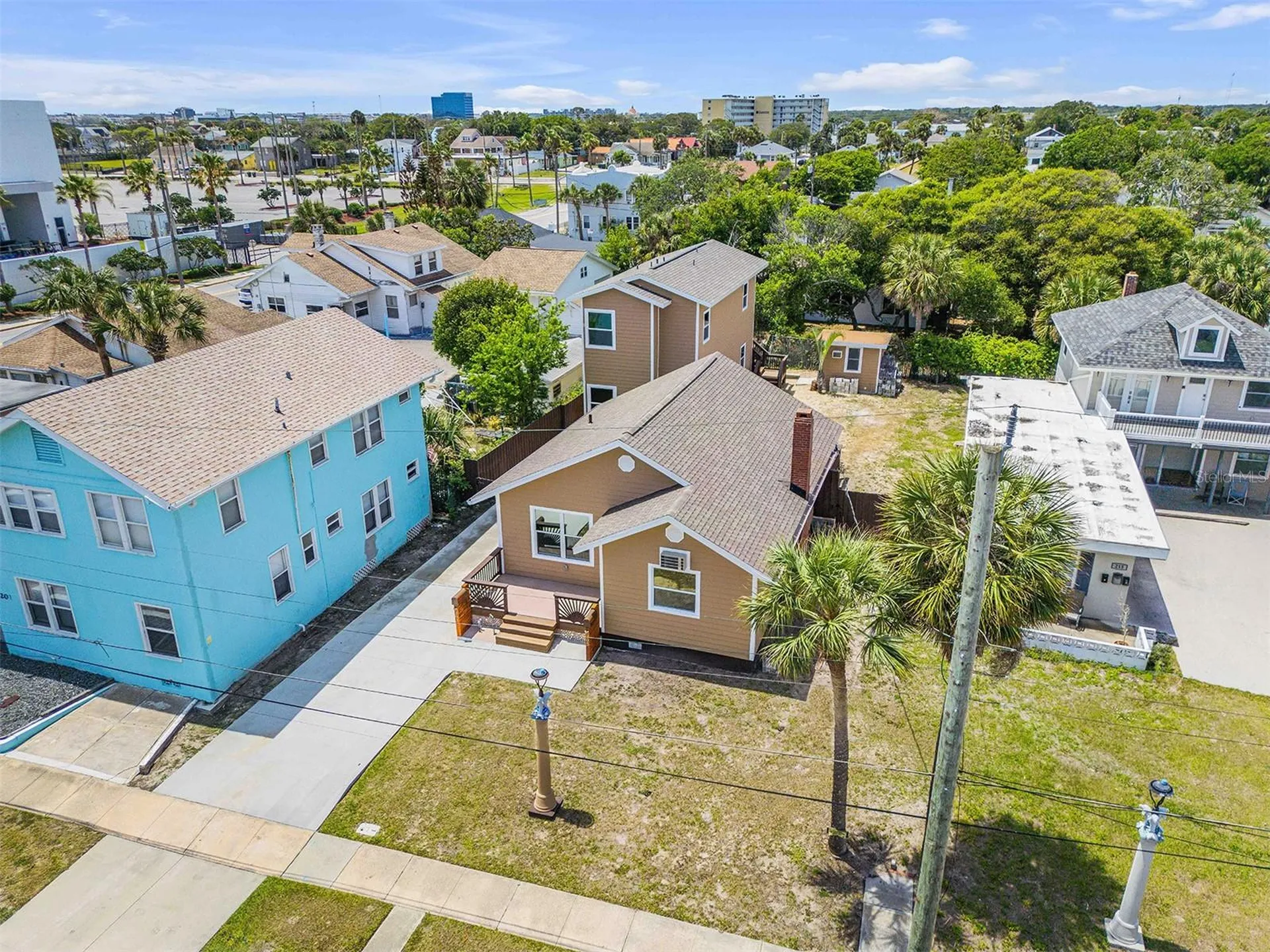 205 N Wild Olive Avenue Daytona Beach FL 32118