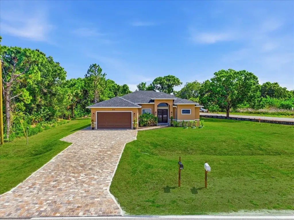 810 Sentinela Boulevard Lehigh Acres FL 33974