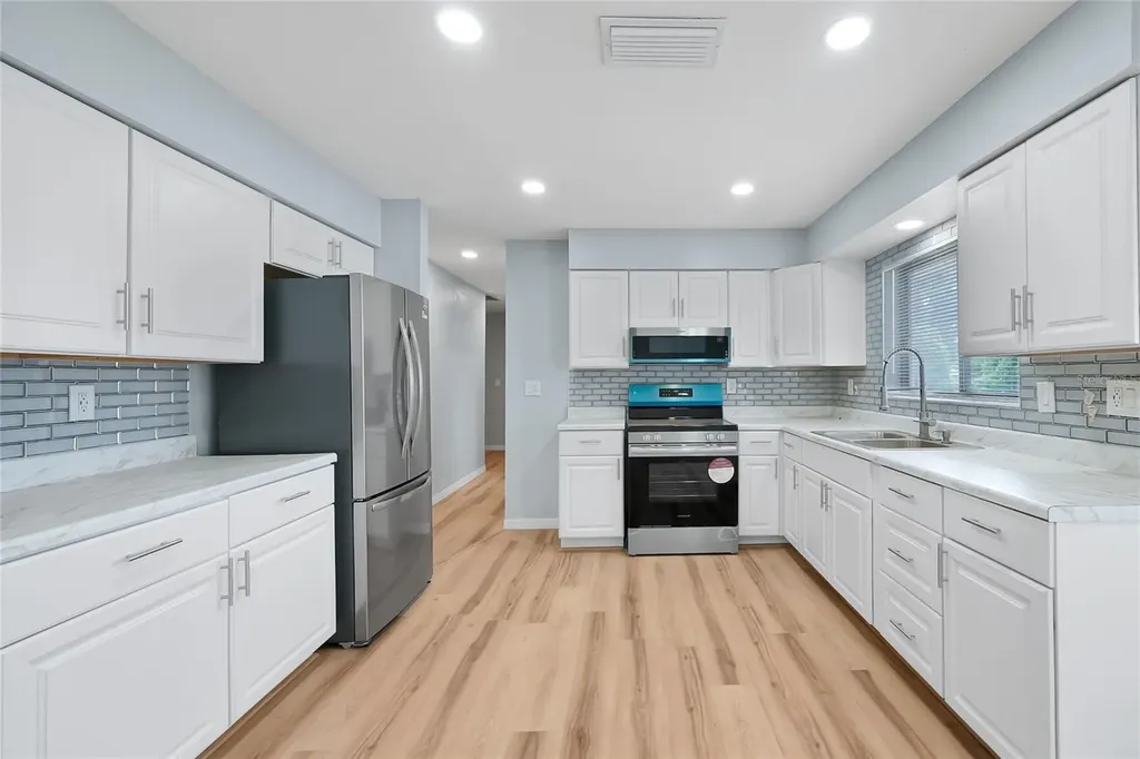 825 NW Avenue Y Avenue NW Winter Haven FL 33881