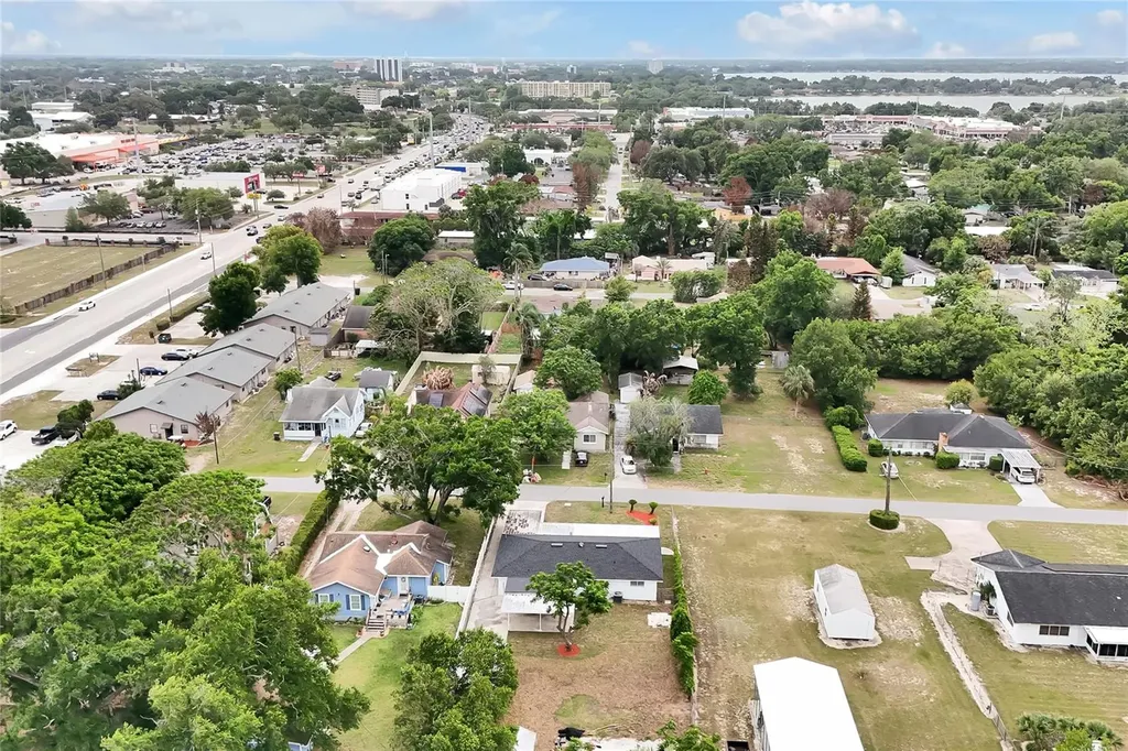 825 NW Avenue Y Avenue NW Winter Haven FL 33881