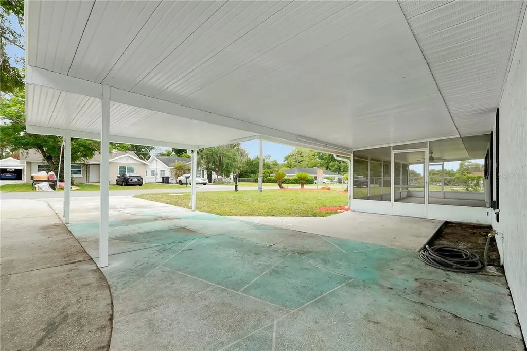 825 NW Avenue Y Avenue NW Winter Haven FL 33881