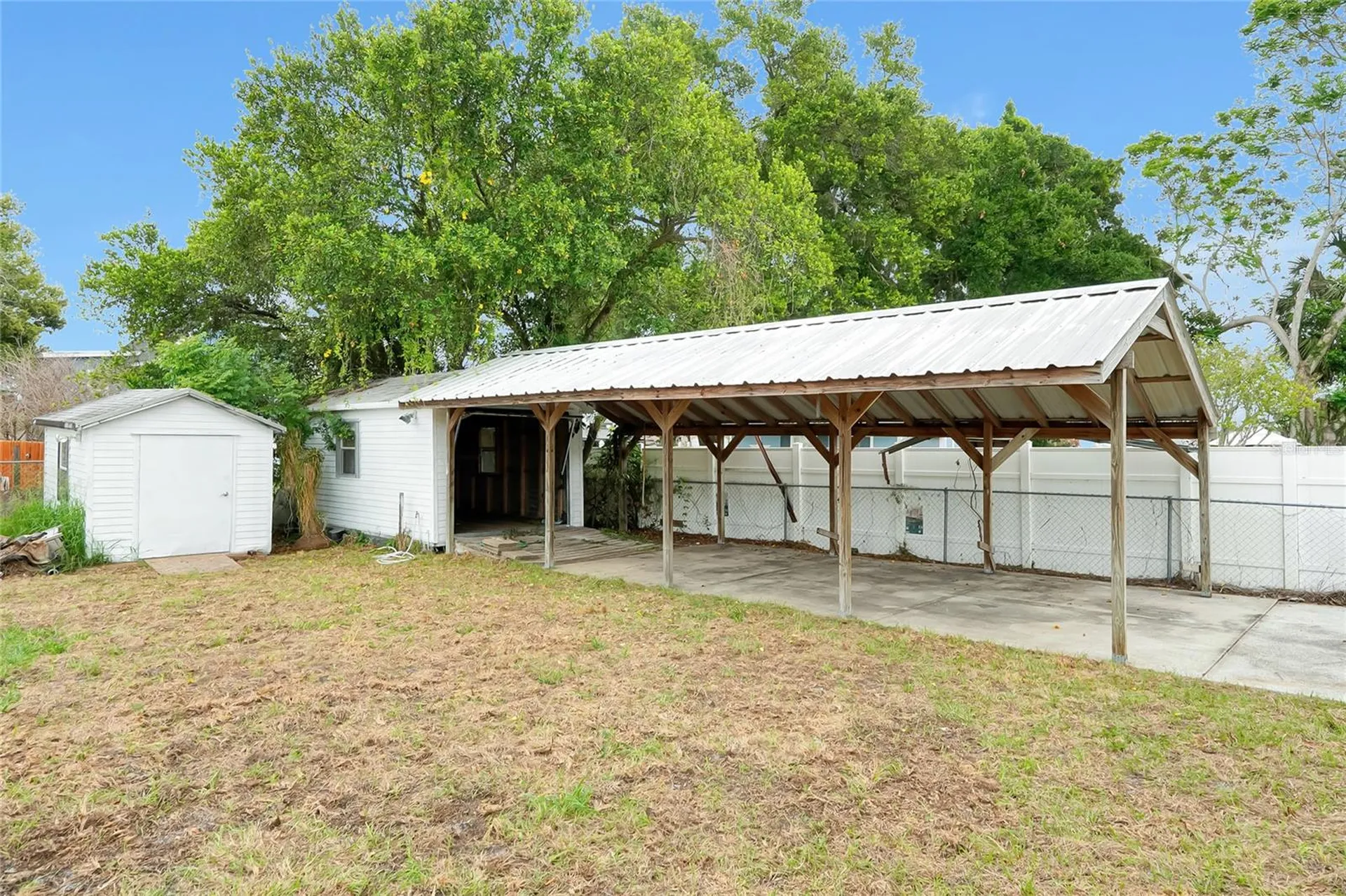 825 NW Avenue Y Avenue NW Winter Haven FL 33881