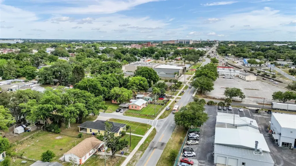 2303 N Florida Avenue Lakeland FL 33805