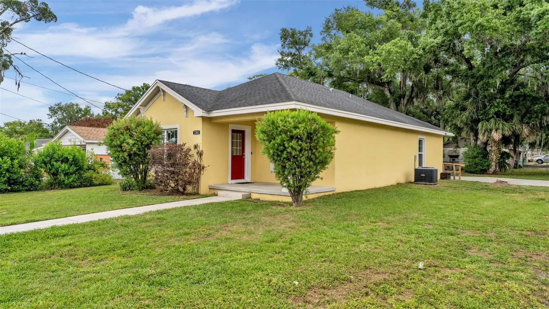 2303 N Florida Avenue Lakeland FL 33805
