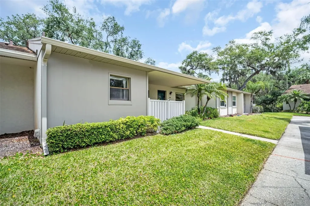 120 Evelyn Court Oldsmar FL 34677