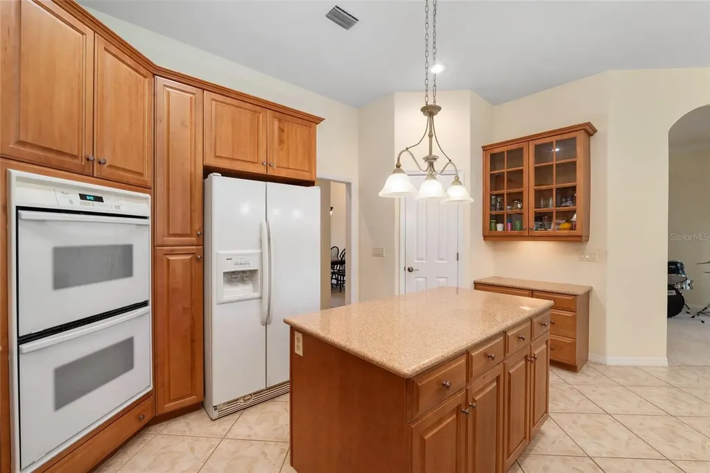 8476 SW 10th Road Gainesville FL 32607