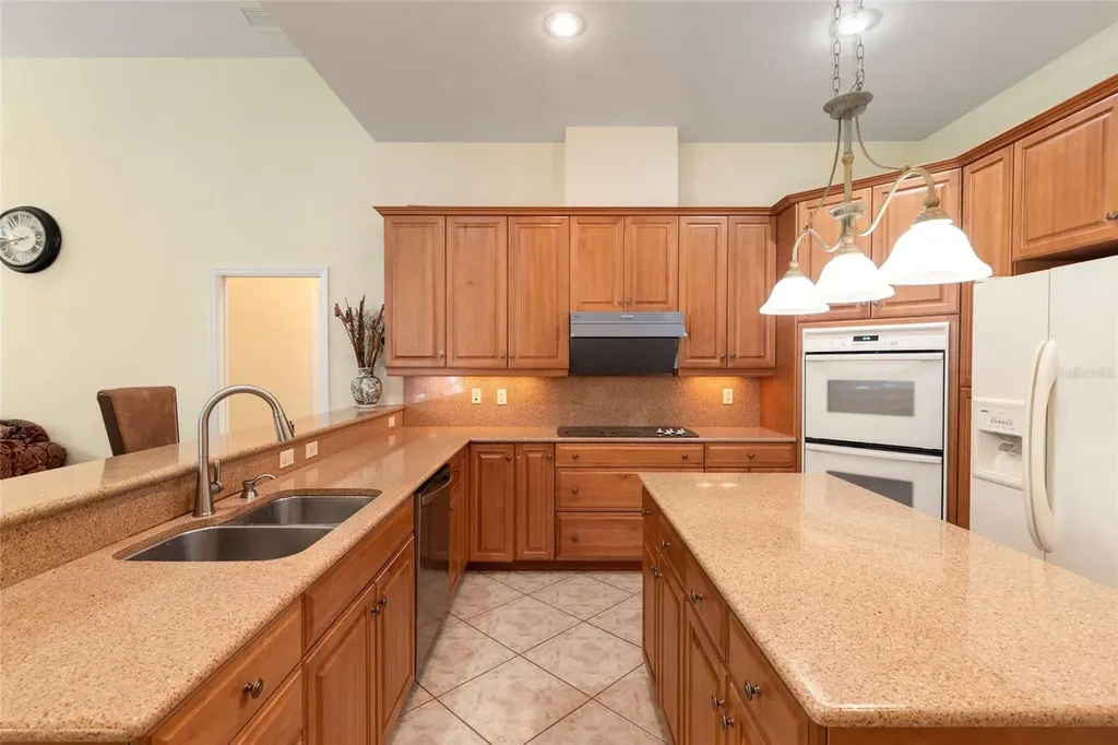 8476 SW 10th Road Gainesville FL 32607