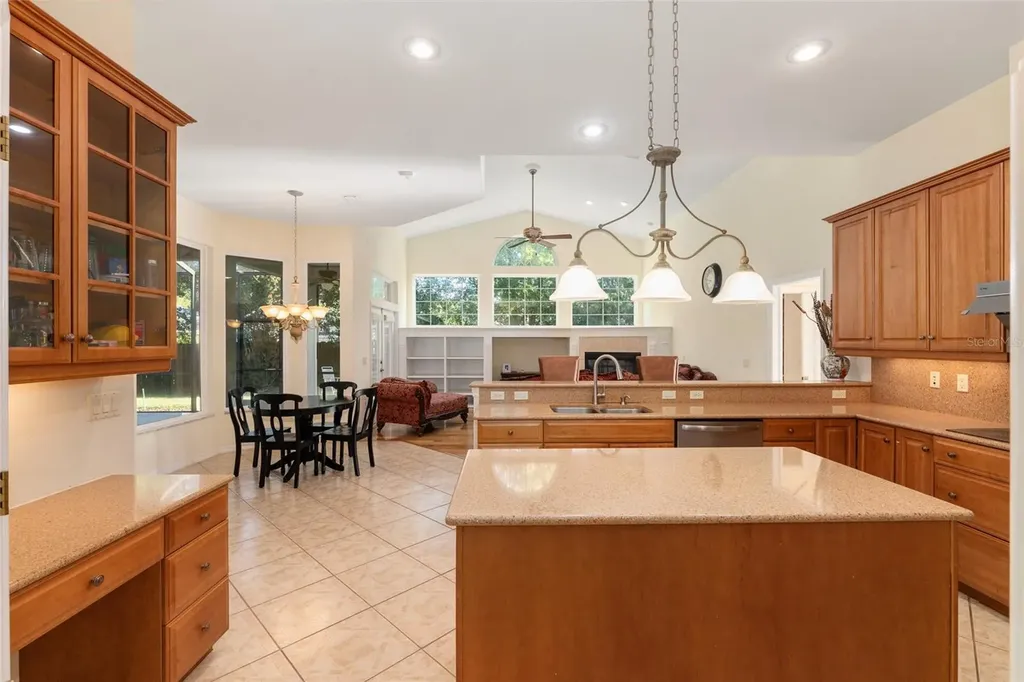 8476 SW 10th Road Gainesville FL 32607