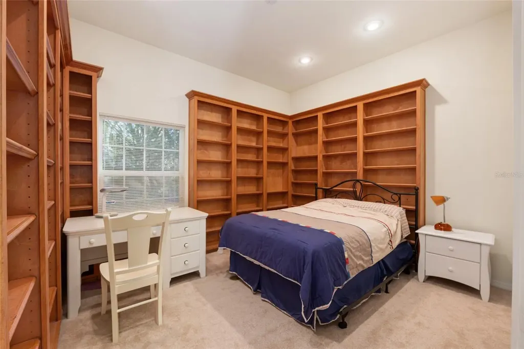 8476 SW 10th Road Gainesville FL 32607