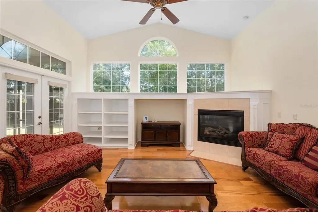 8476 SW 10th Road Gainesville FL 32607
