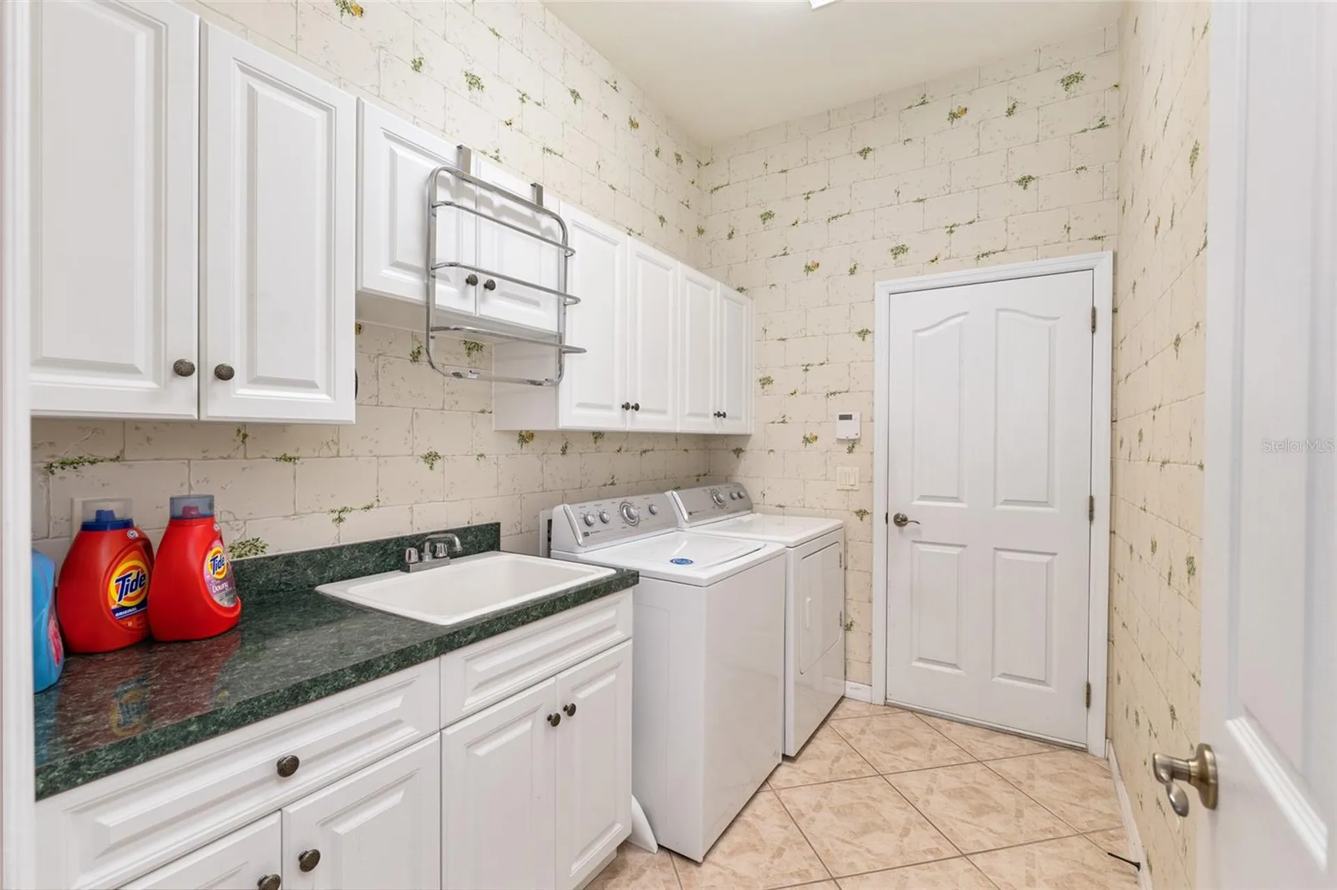 8476 SW 10th Road Gainesville FL 32607