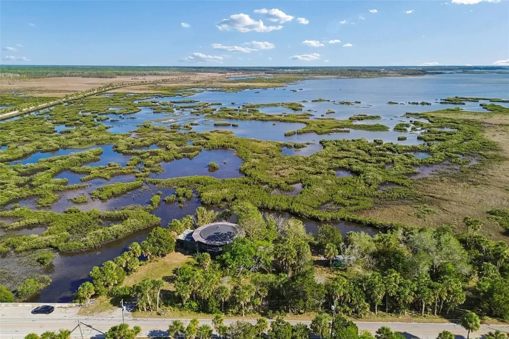 10501 Pine Island Drive Weeki Wachee FL 34607
