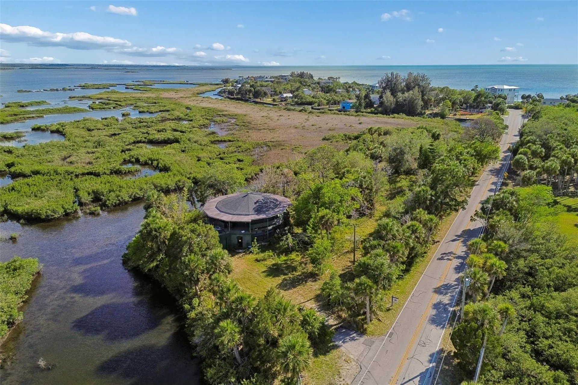 10501 Pine Island Drive Weeki Wachee FL 34607