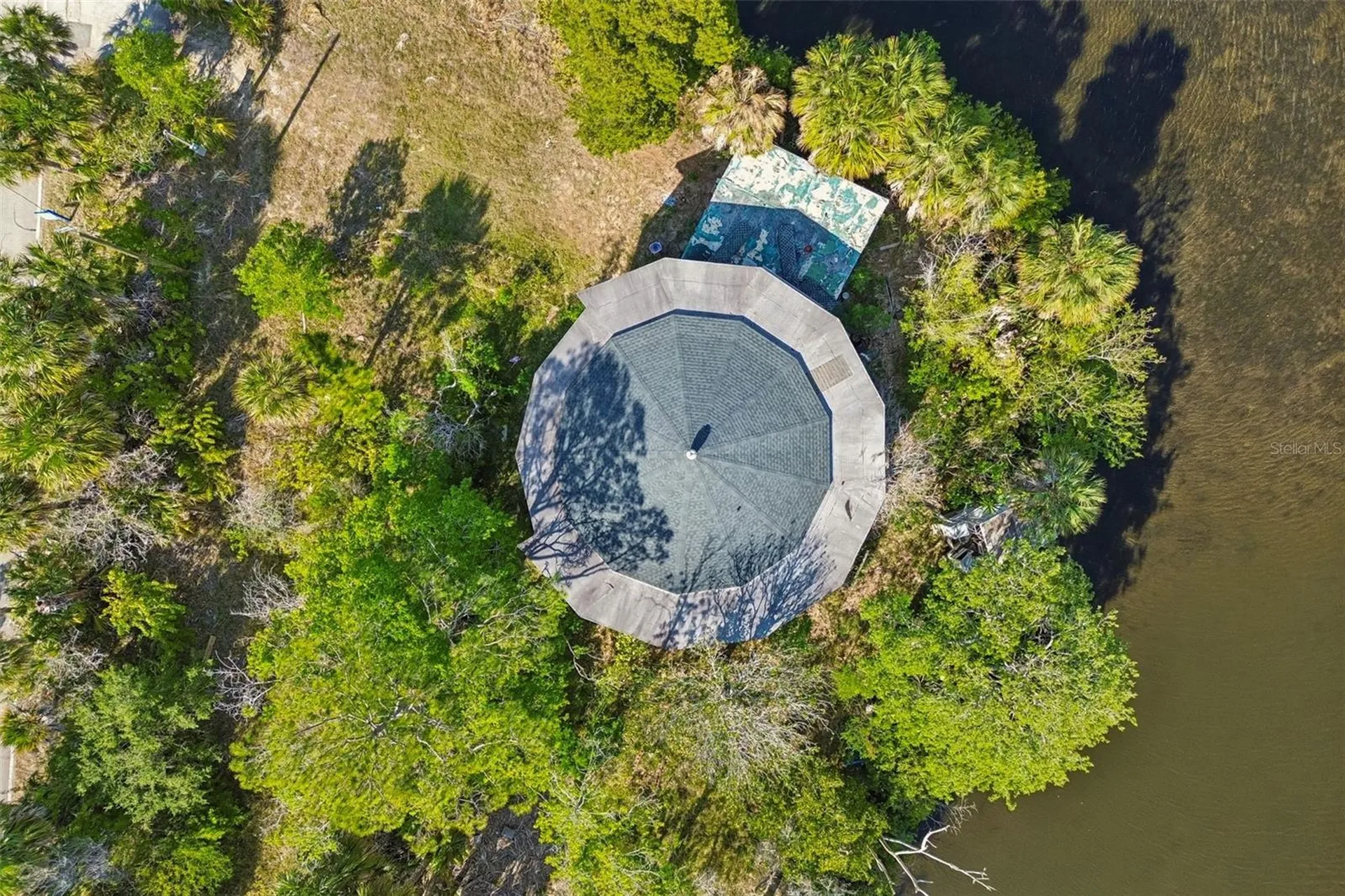 10501 Pine Island Drive Weeki Wachee FL 34607