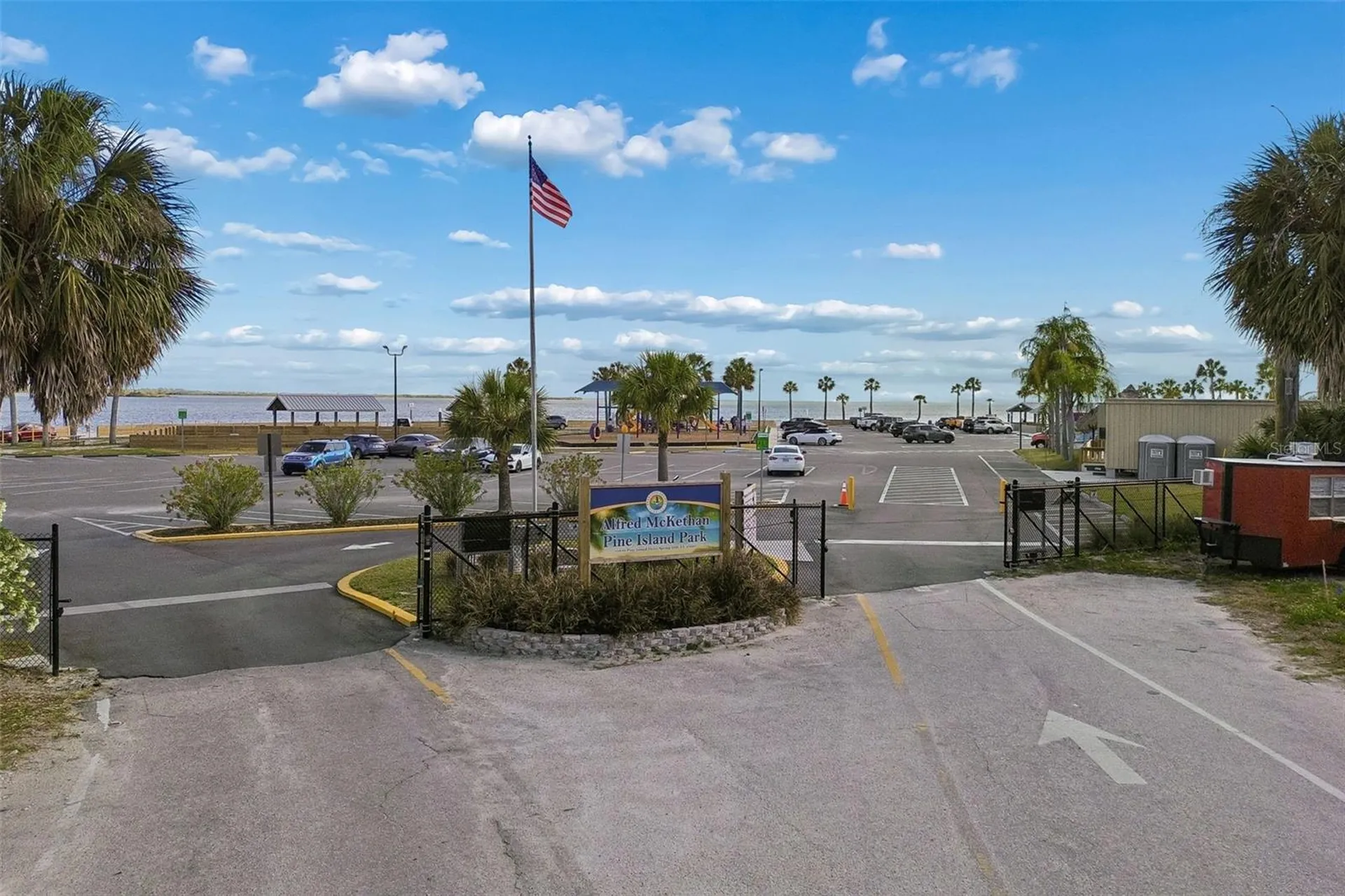 10501 Pine Island Drive Weeki Wachee FL 34607