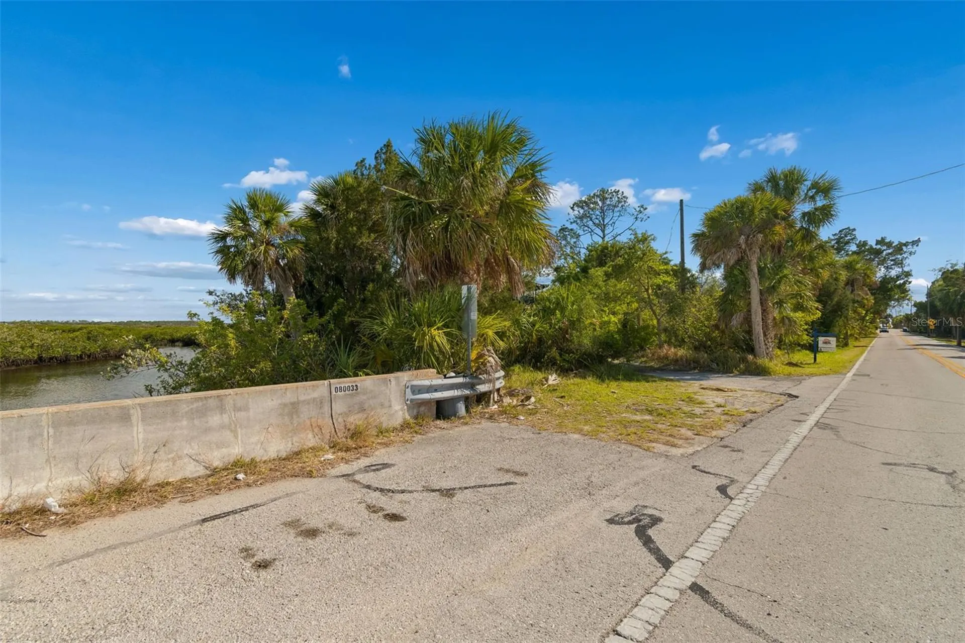 10501 Pine Island Drive Weeki Wachee FL 34607