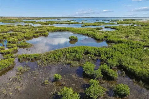 10501 Pine Island Drive Weeki Wachee FL 34607