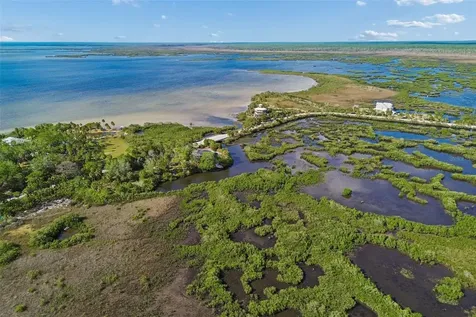 10501 Pine Island Drive Weeki Wachee FL 34607