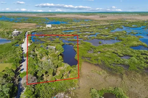 10501 Pine Island Drive Weeki Wachee FL 34607