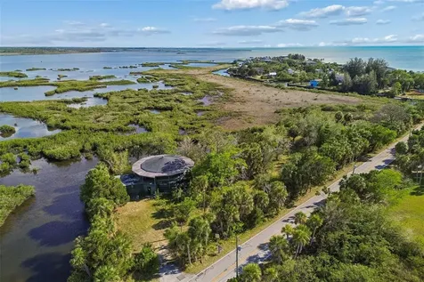 10501 Pine Island Drive Weeki Wachee FL 34607